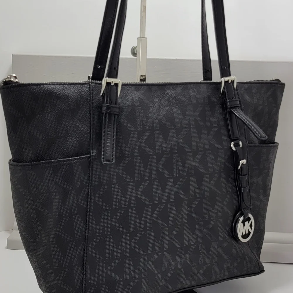 Michael Kors Black Tote Bag - Picture 2 of 16